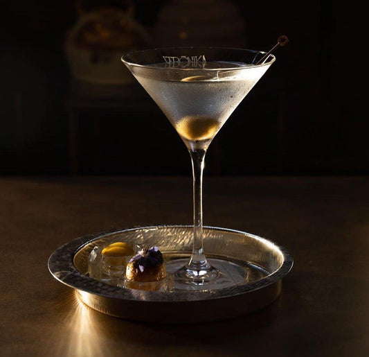 Shaken or Stirred Martini: A Waentig Choice